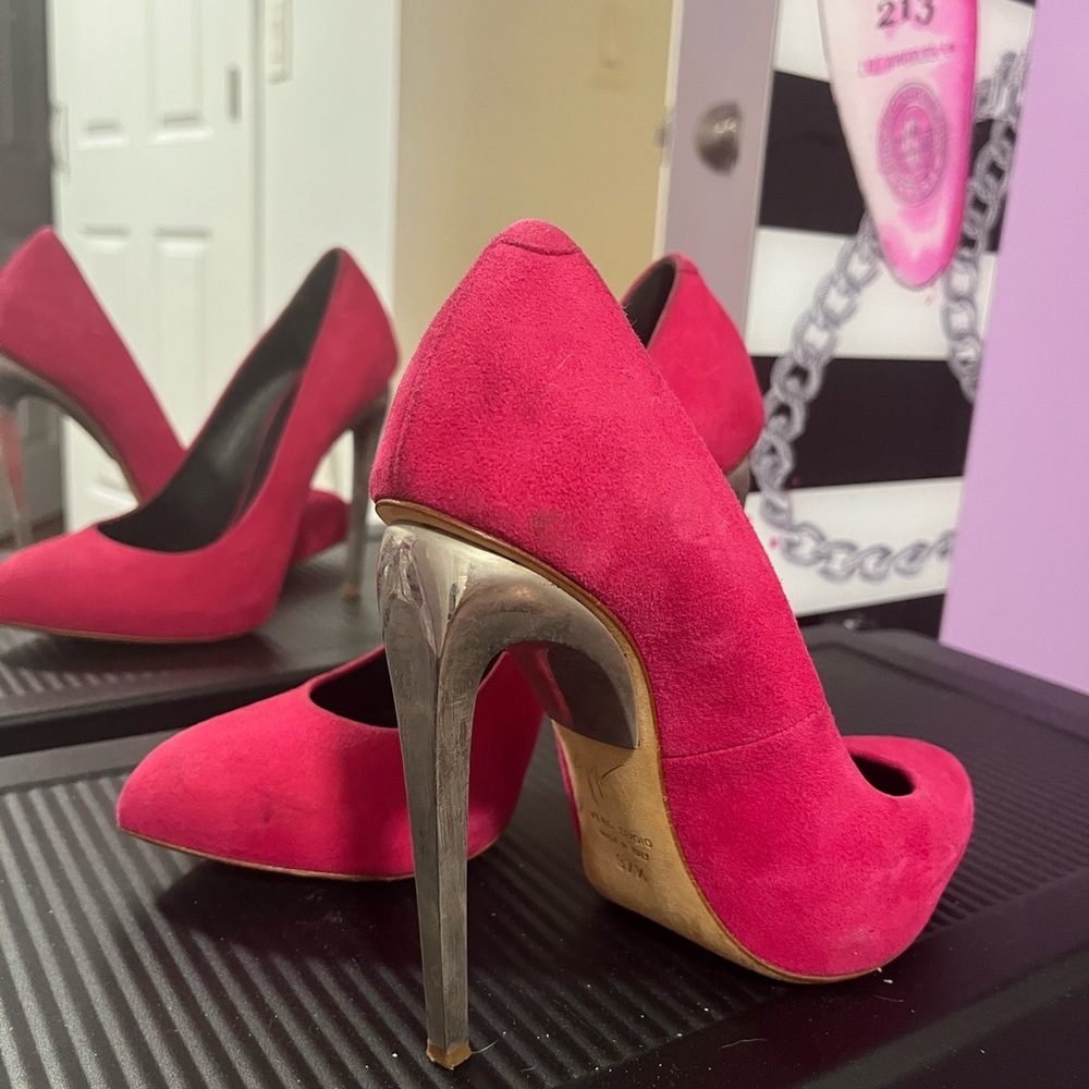Chic Giuseppe Zanotti Pink Suede Platform Pump Heels